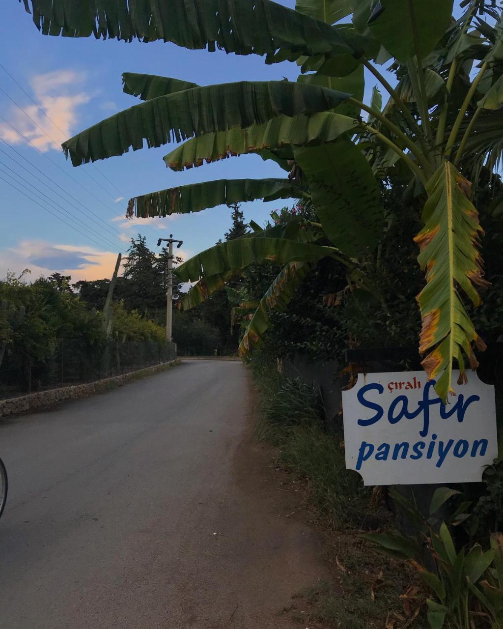 Safir Pansiyon Çıralı Exterior foto